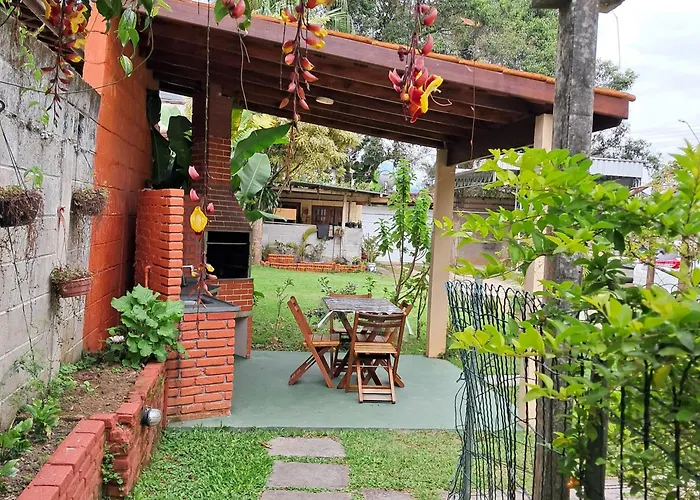 Apartamento com piscina no Lázaro